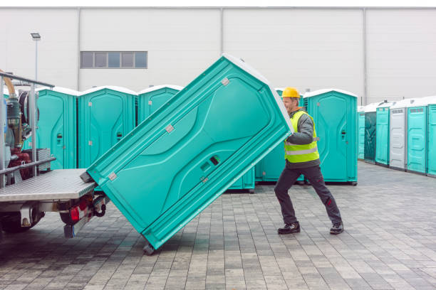 Best Portable bathroom rental  in Albany, MO